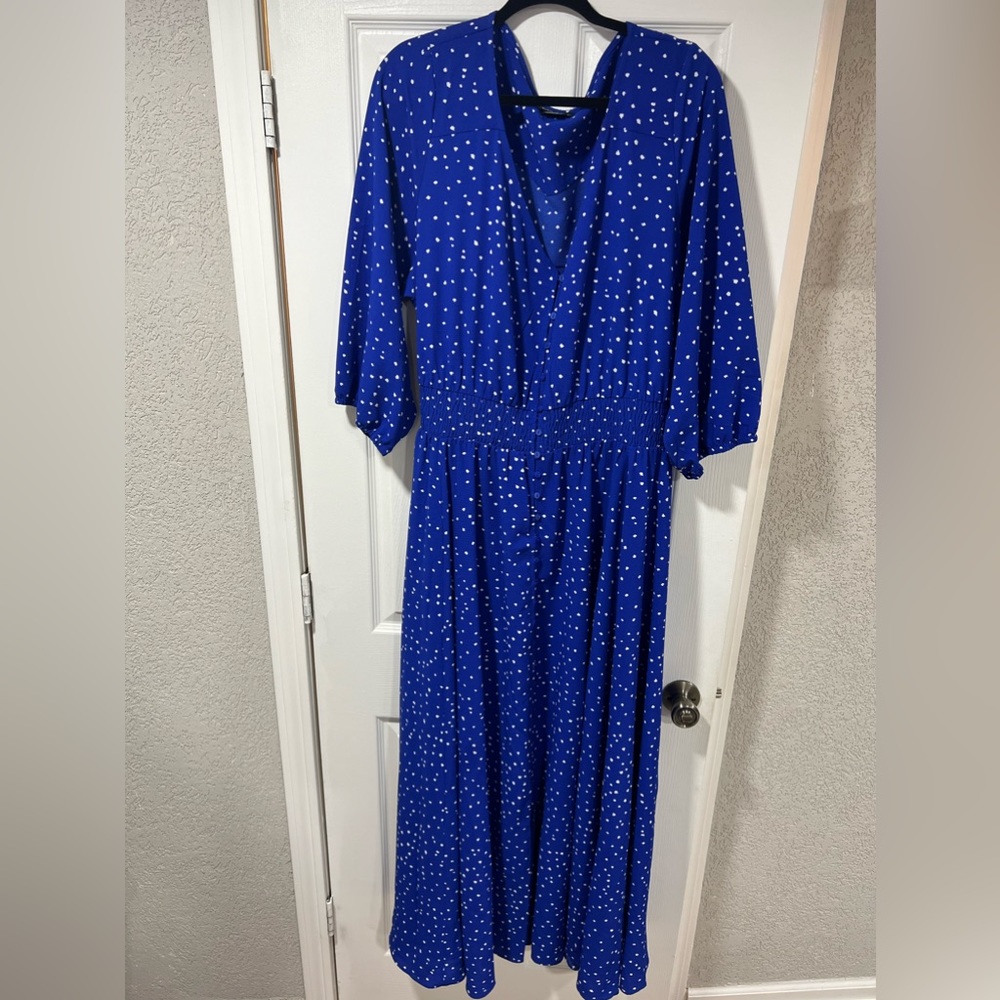 Trendy Plus Size Olivia Maxi Dress. Brand- CITY CHIC, size- XXL/24